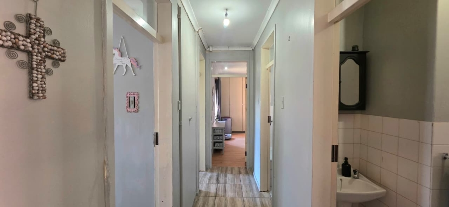 3 Bedroom Property for Sale in Naudeville Free State